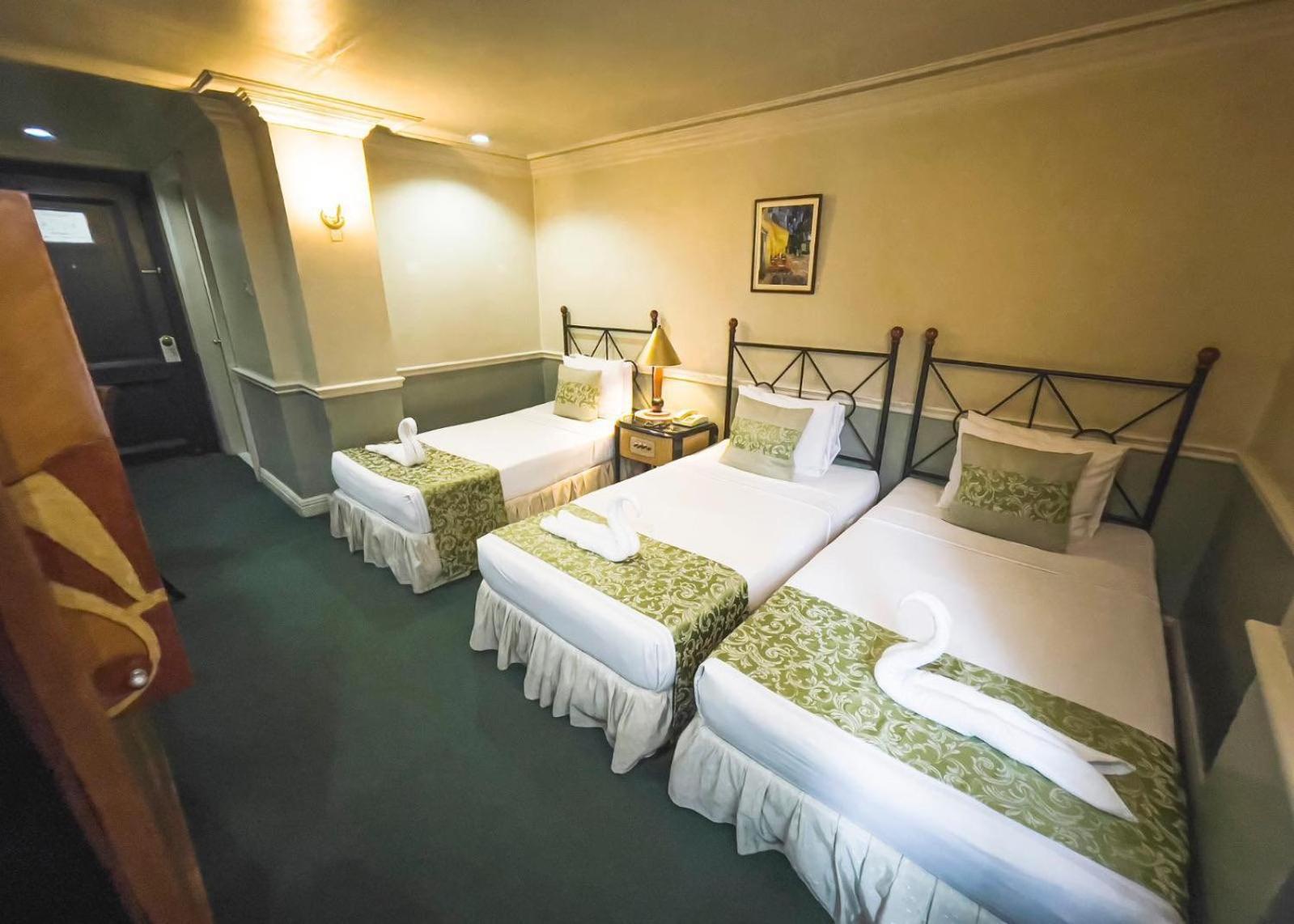 Miramar Hotel Manila Dış mekan fotoğraf