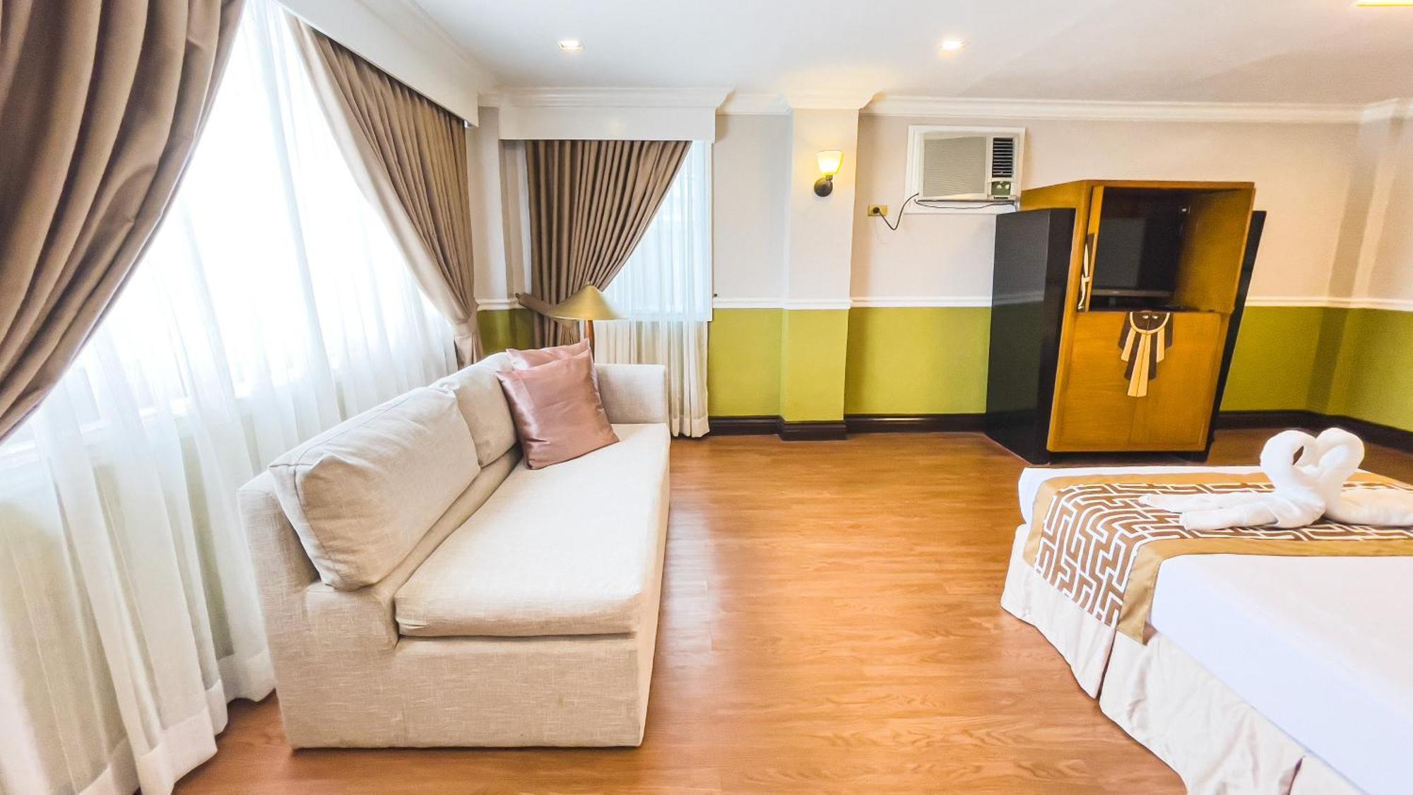 Miramar Hotel Manila Dış mekan fotoğraf